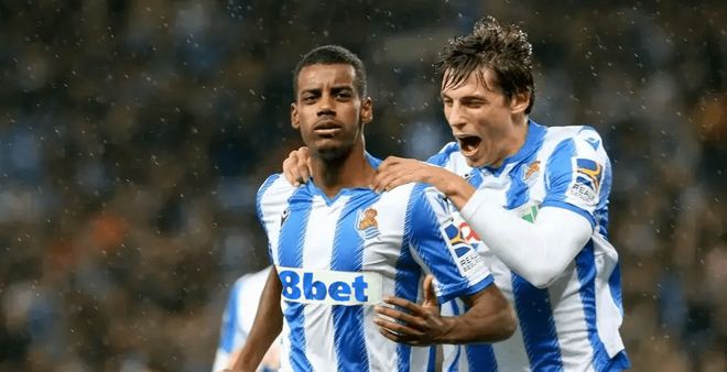 并传递不放 并传递不放